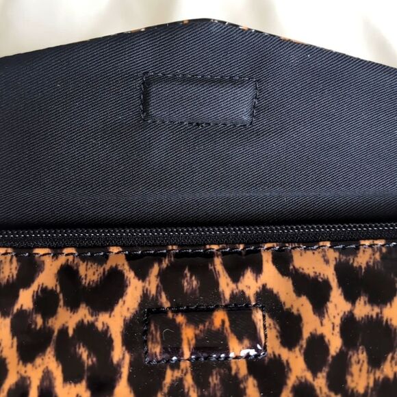 J CREW Super Sleek , Super Thin Animal Print Patent Clutch - Picture 15 of 17